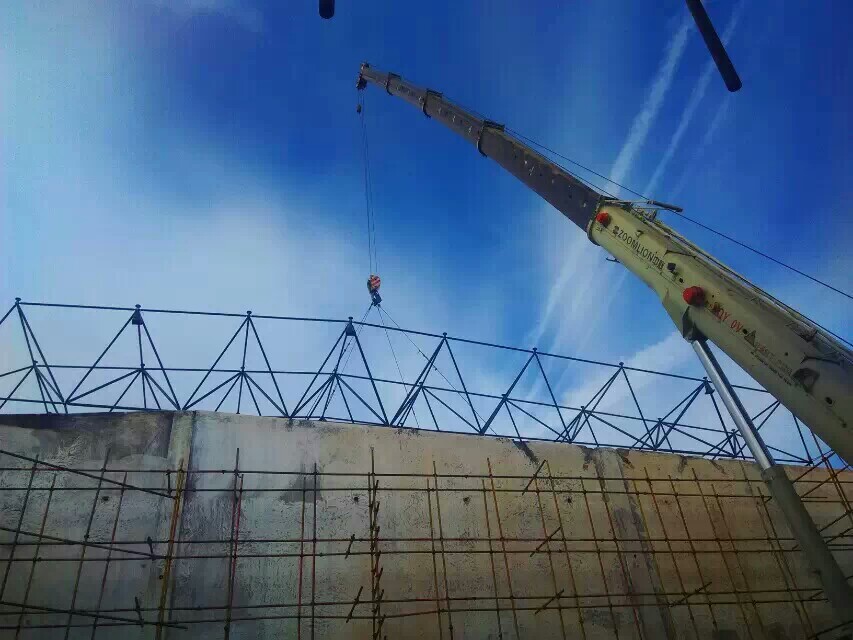 白银食堂网架结构工程